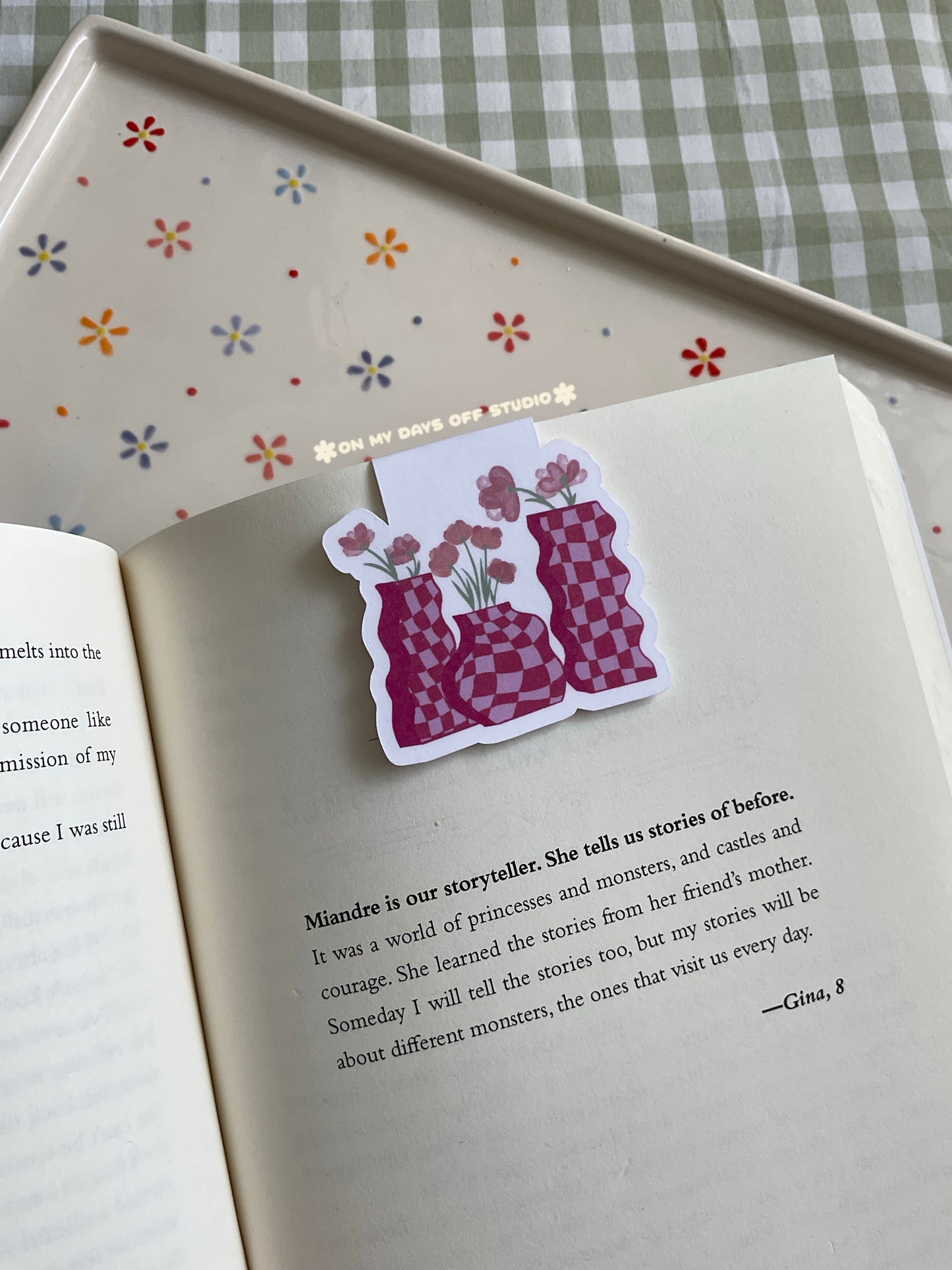 Pink Wavy Floral Magnetic Bookmark