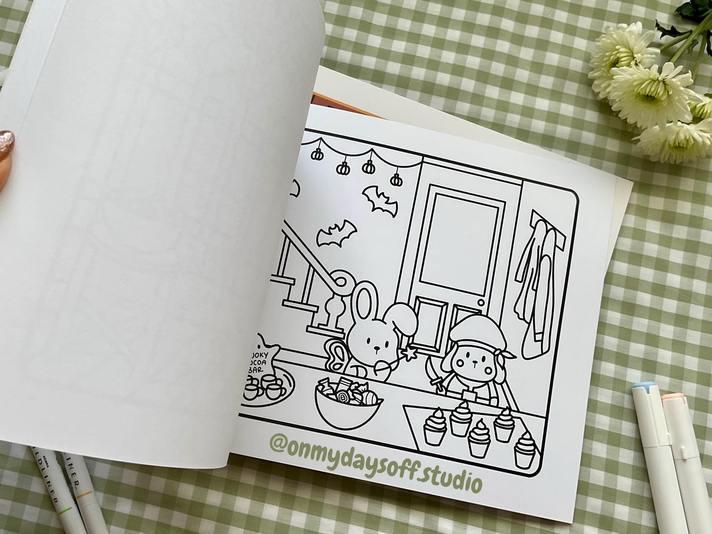 Juni & Friends Coloring Book Vol. 3 - halloween party