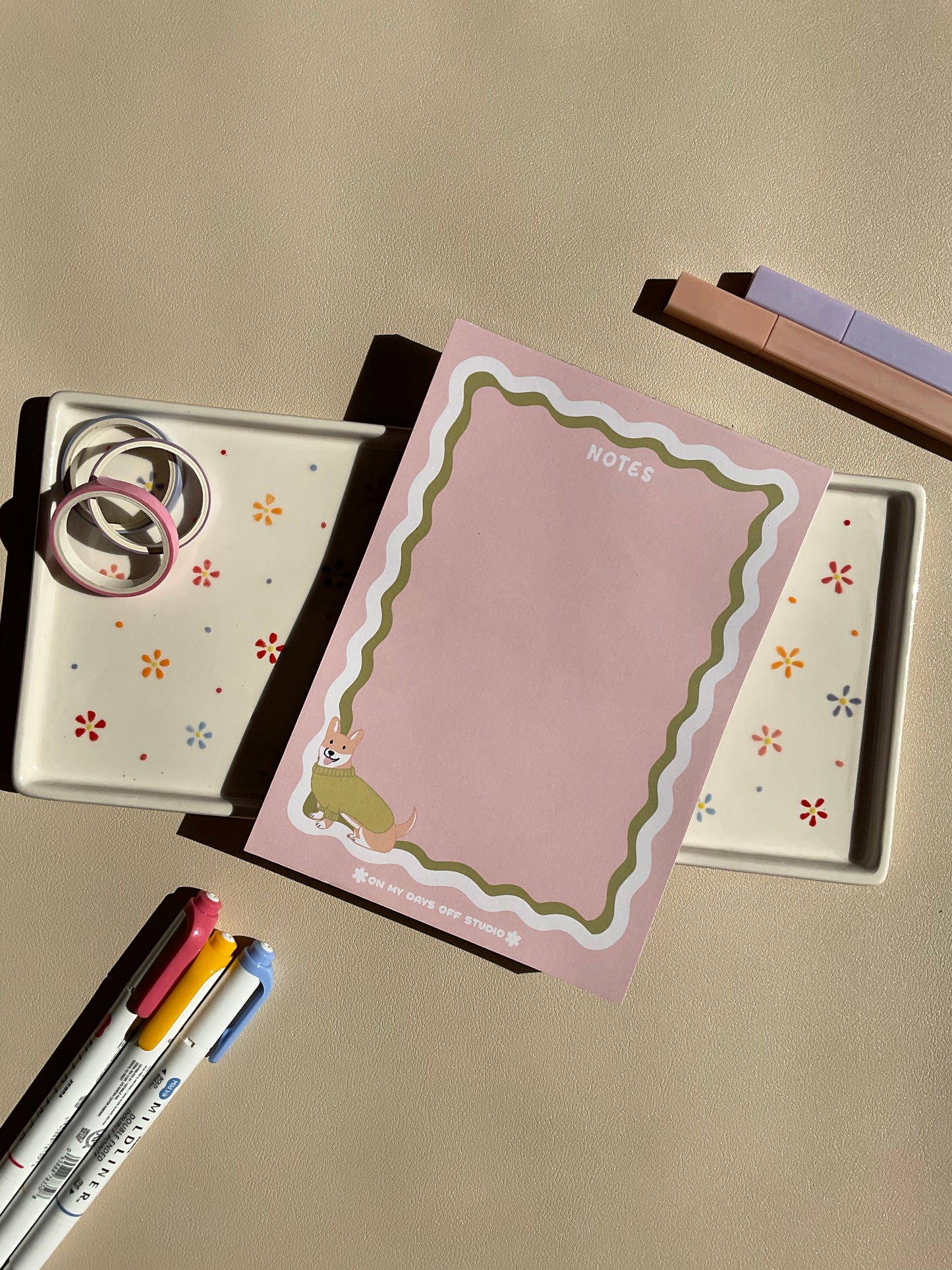 Corgi Wavy Notepad